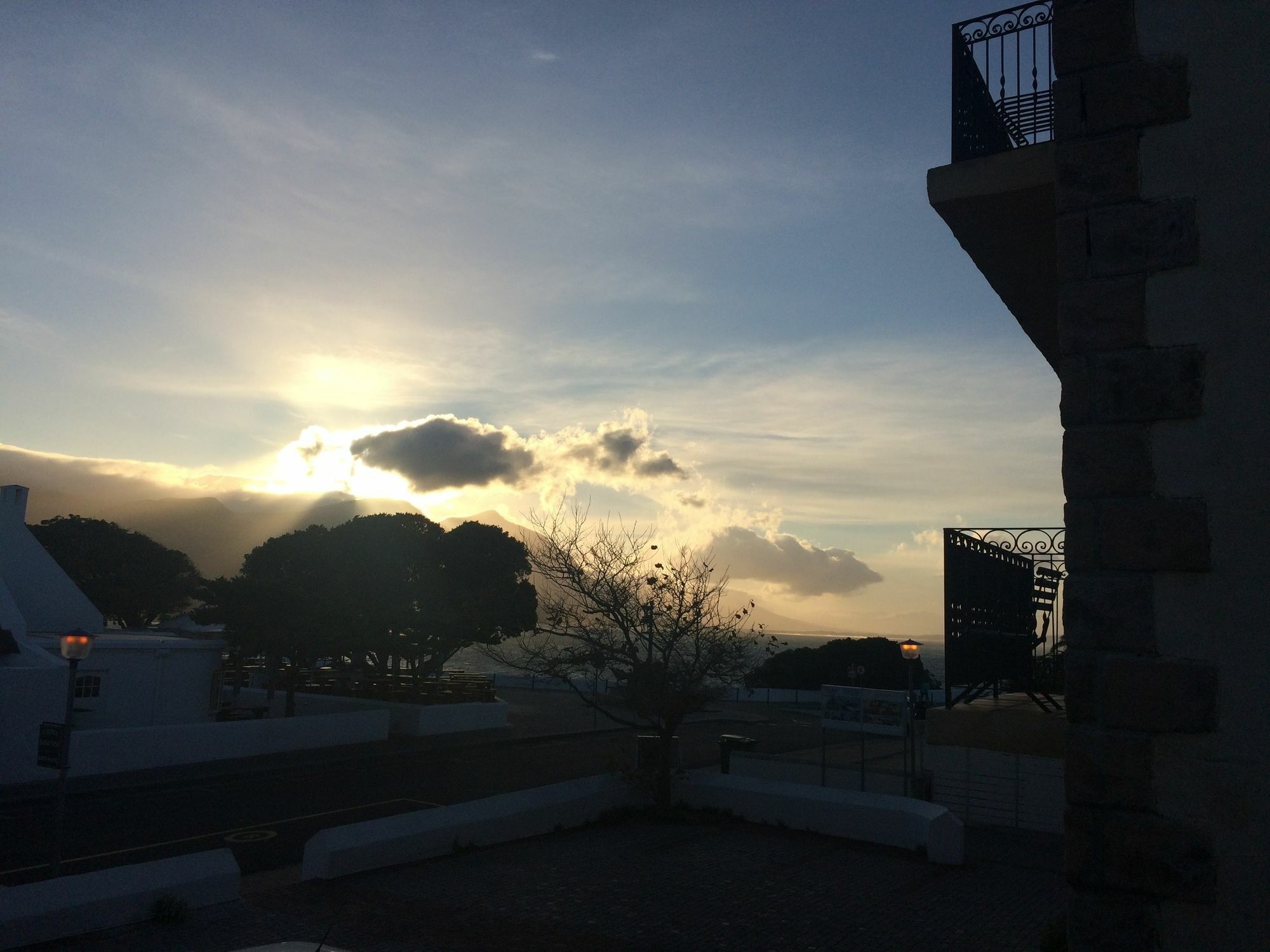 Burgundy Boutique & Hermanus
